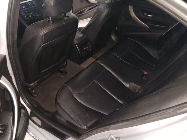 2016-BMW-3-Series-320i-Luxury-Line-Auto image:7