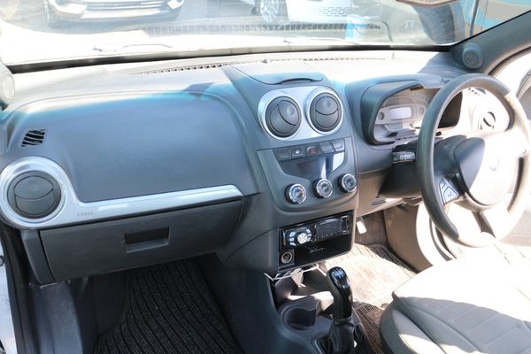 2014-Chevrolet-Utility-13D-Club image:9