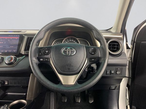 2016-Toyota-RAV4-20-GX image:14