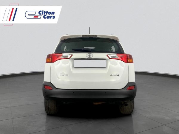 2016-Toyota-RAV4-20-GX image:5