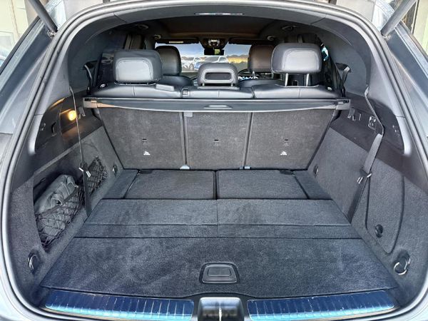 2021-Mercedes-Benz-GLE-400d-4Matic image:19