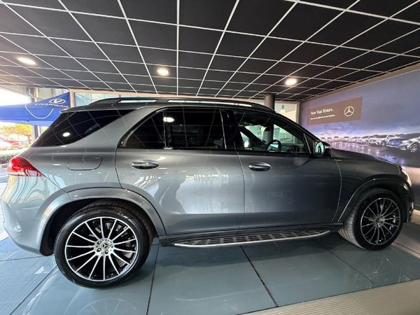 2021-Mercedes-Benz-GLE-400d-4Matic image:4