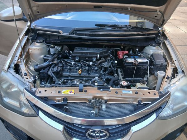 2020-Toyota-Etios-15-XS-5-dr image:14