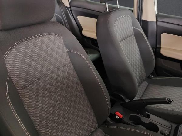 2024-Volkswagen-Polo-Classic-Polo-16 image:9