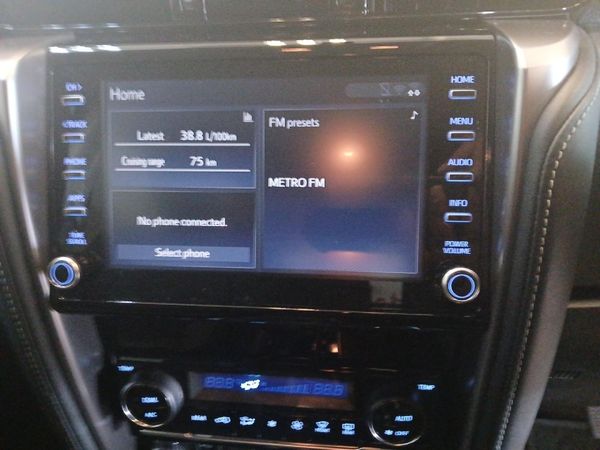 2022-Toyota-Fortuner-28-GD-6-Raised-Body-Auto image:13