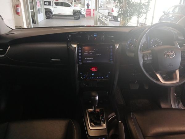 2022-Toyota-Fortuner-28-GD-6-Raised-Body-Auto image:14
