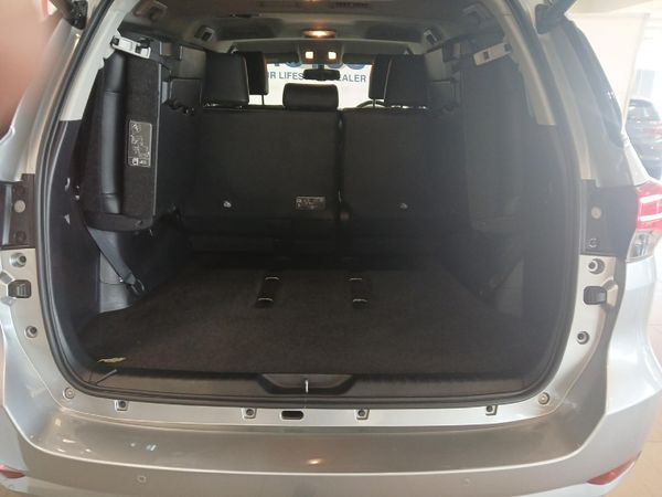 2022-Toyota-Fortuner-28-GD-6-Raised-Body-Auto image:19