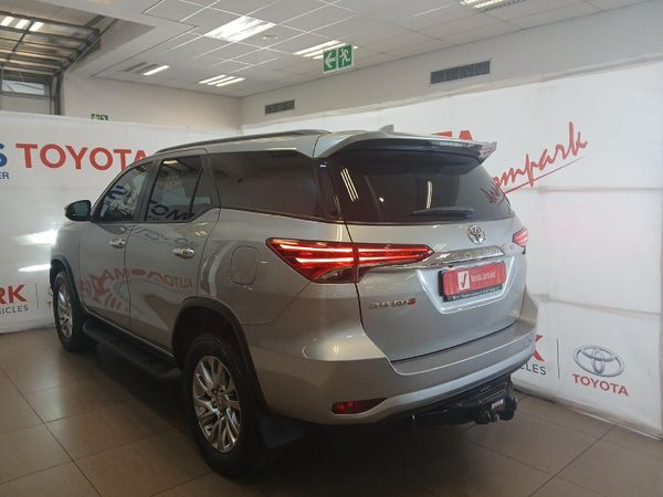 2022-Toyota-Fortuner-28-GD-6-Raised-Body-Auto image:23
