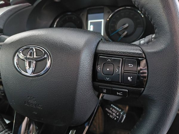 2024-Toyota-Hilux-28-GD-6-Raised-Body-Legend-Auto-Double-Cab image:13