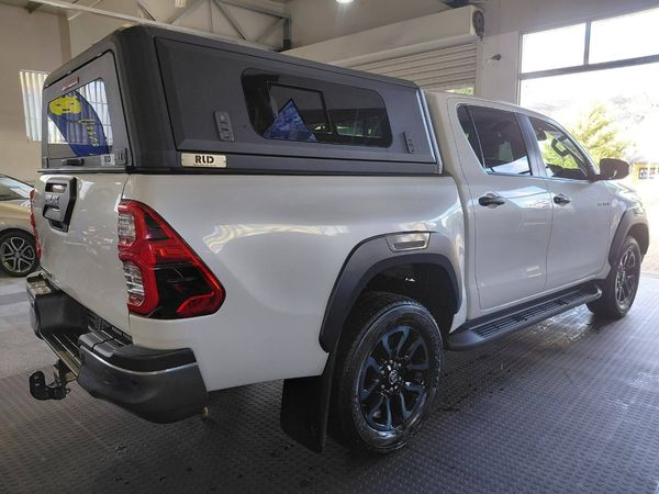 2024-Toyota-Hilux-28-GD-6-Raised-Body-Legend-Auto-Double-Cab image:1