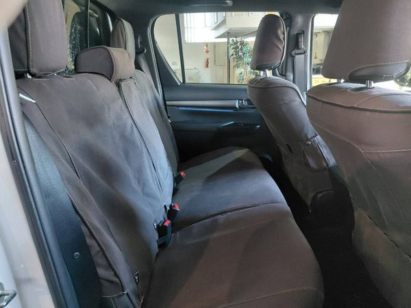 2024-Toyota-Hilux-28-GD-6-Raised-Body-Legend-Auto-Double-Cab image:6