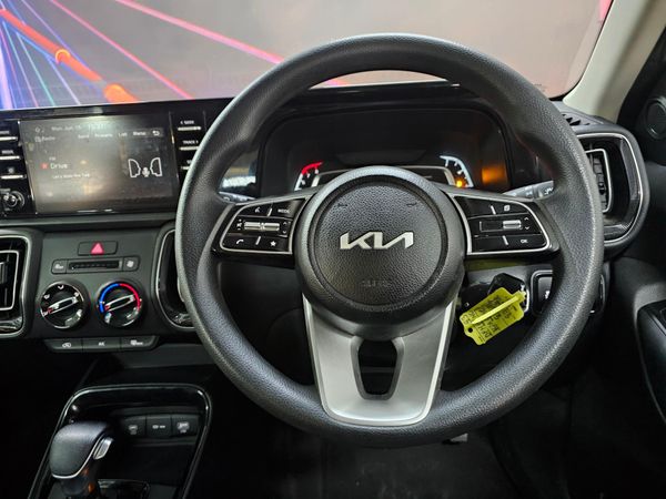 2025-Kia-Sonet-15-LX-Auto image:5