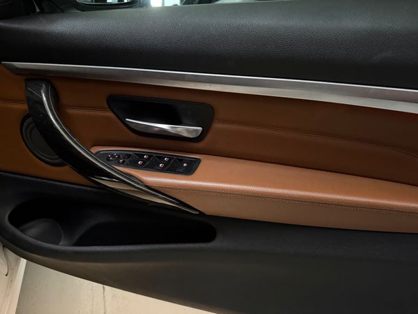 2017-BMW-4-Series-440i-Convertible-M-Sport image:17