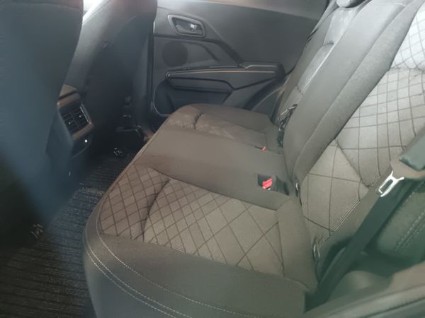2026-Mahindra-XUV-3XO-12T-MX2-Auto image:12