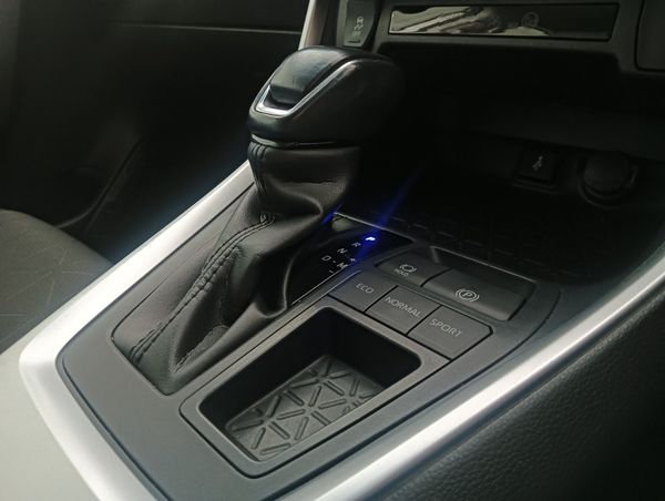 2020-Toyota-RAV4-20-GX-Auto image:16