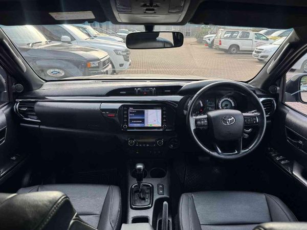 2019-Toyota-Hilux-28-GD-6-Raider-4x4-Auto-Double-Cab image:5