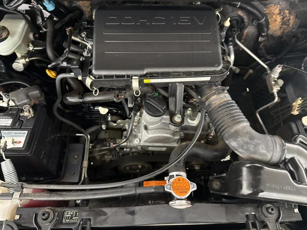 2013-Daihatsu-Terios image:11