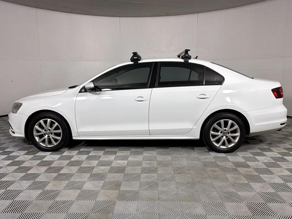 2016-Volkswagen-Jetta-GP-14-TSI-Comfortline image:10