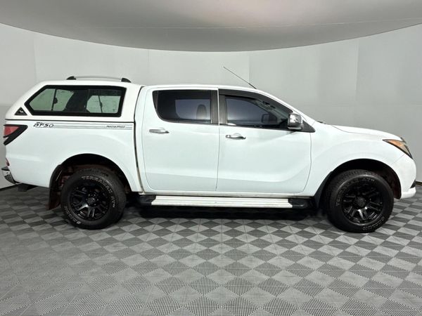 2014-Mazda-BT-50-32-TDi-SLE-Double-Cab image:17