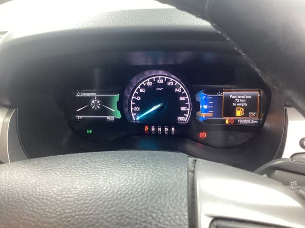 2018-Ford-Everest-32-TDCi-XLT-Auto image:7