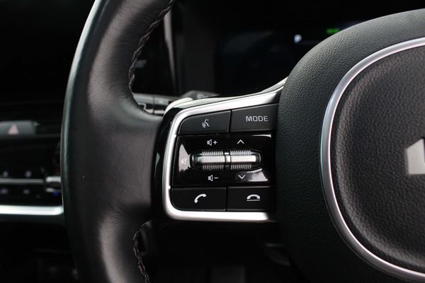 2023-Kia-Sorento-22D-SXL-AWD-Auto image:4