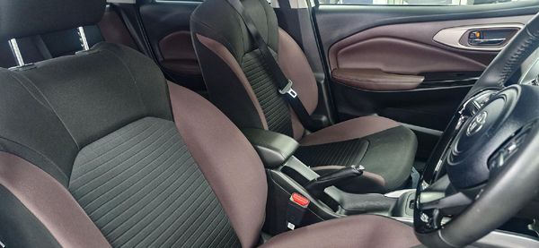 2025-Toyota-Starlet-Cross-15XR-Auto image:9