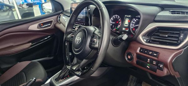 2025-Toyota-Starlet-Cross-15XR-Auto image:8