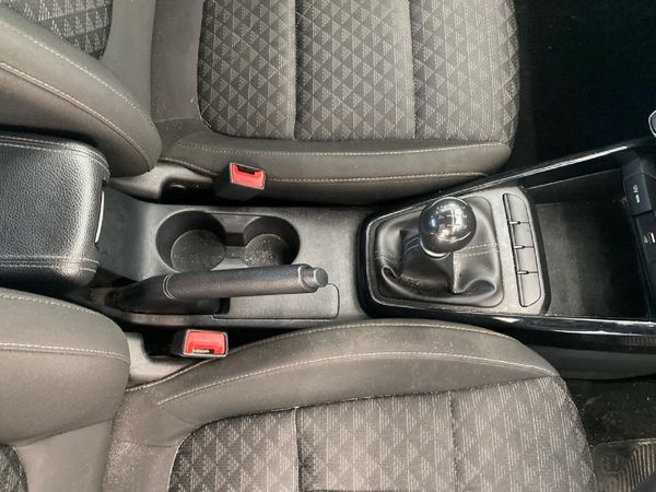 2022-Kia-Rio-12-LS-5-dr image:21