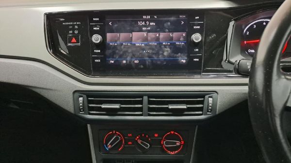 2020-Volkswagen-Polo-10-TSI-Comfortline image:11