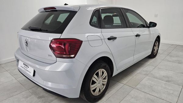 2018-Volkswagen-Polo-10-TSI-Trendline image:1