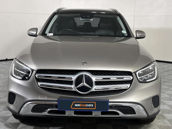 2019-Mercedes-Benz-GLC-220d-4Matic image:13