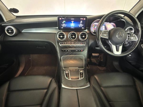 2019-Mercedes-Benz-GLC-220d-4Matic image:1