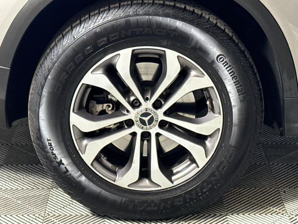2019-Mercedes-Benz-GLC-220d-4Matic image:7