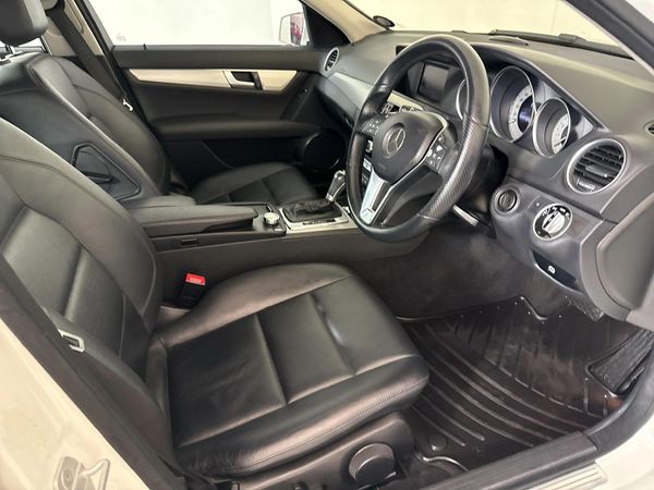 2013-Mercedes-Benz-C-Class-C-200-BE-Estate-Classic-Auto image:9