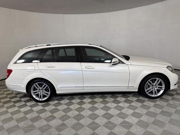 2013-Mercedes-Benz-C-Class-C-200-BE-Estate-Classic-Auto image:17