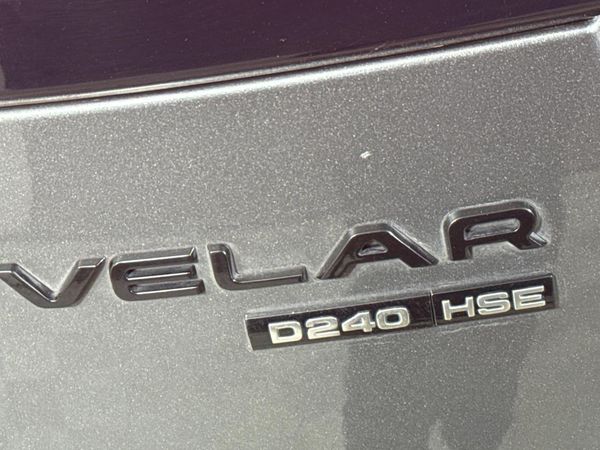 2019-Land-Rover-Range-Rover-Velar-20-D-HSE-D240 image:10