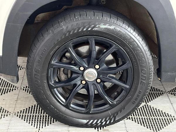 2021-Mahindra-KUV-100-12-K2-NXT image:4