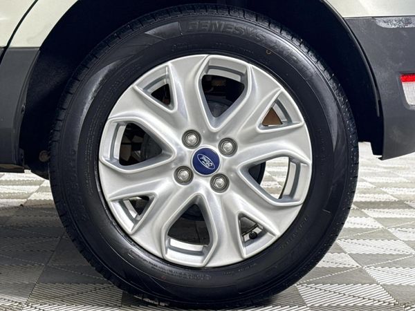 2014-Ford-EcoSport-10-EcoBoost-Trend image:6