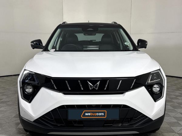 2024-Mahindra-XUV-3XO-12T-AX7L image:15