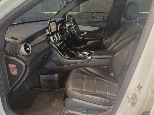 2015-Mercedes-Benz-GLC-300-Exclusive image:11