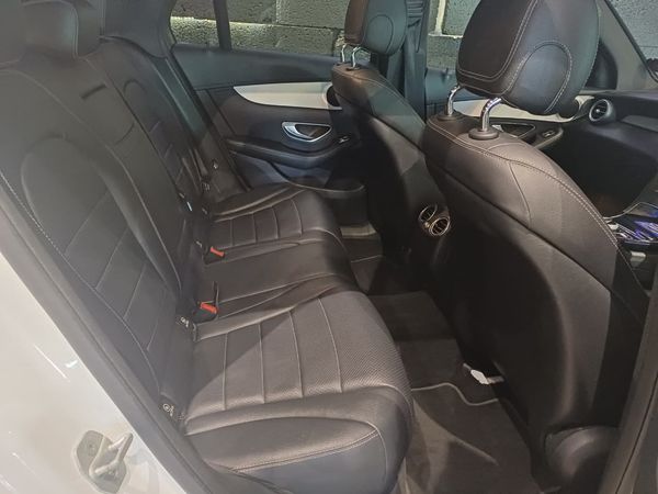 2015-Mercedes-Benz-GLC-300-Exclusive image:17