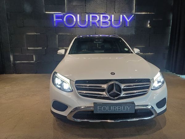 2015-Mercedes-Benz-GLC-300-Exclusive image:4