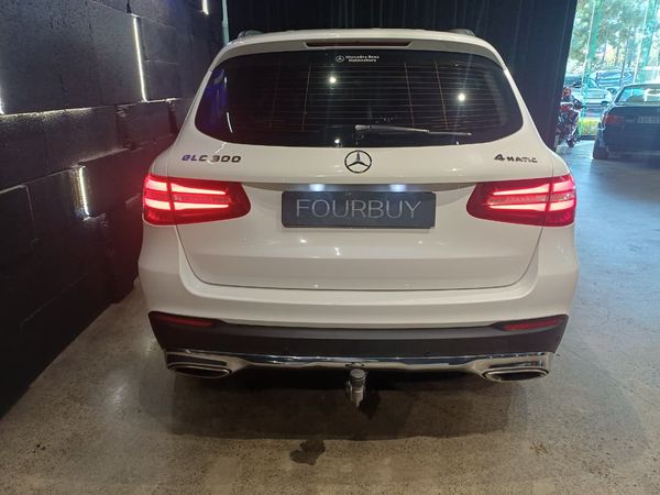 2015-Mercedes-Benz-GLC-300-Exclusive image:5