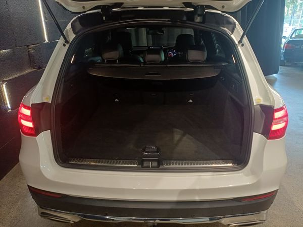 2015-Mercedes-Benz-GLC-300-Exclusive image:7