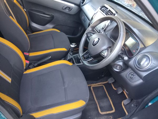2023-Renault-Kwid-10-Climber-petrol-manual image:12