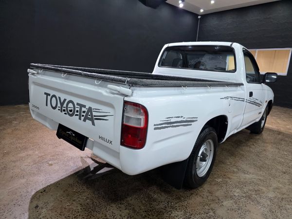 2001-Toyota-Hilux-2000 image:4
