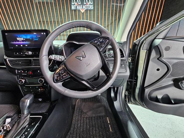 2025-Mahindra-XUV-3XO-12T-AX5-Auto image:18