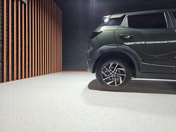 2025-Mahindra-XUV-3XO-12T-AX5-Auto image:27