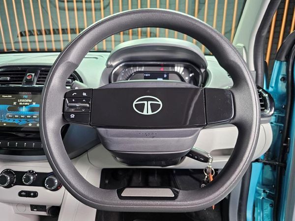 2026-TATA-Tiago-12-XT image:10