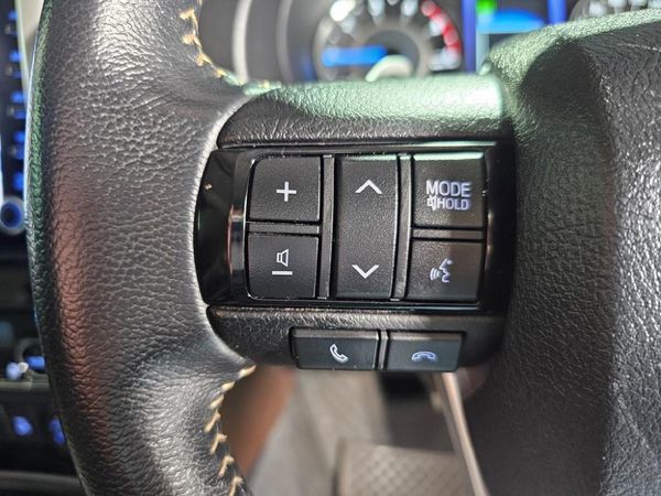 2020-Toyota-Fortuner-28-GD-6-4x4-Auto image:15